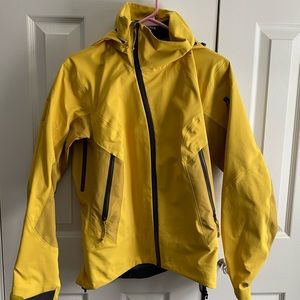 Arcteryx W’s Sidewinder Goretex Hooded Shell Jacket, Size XS. EUC.
